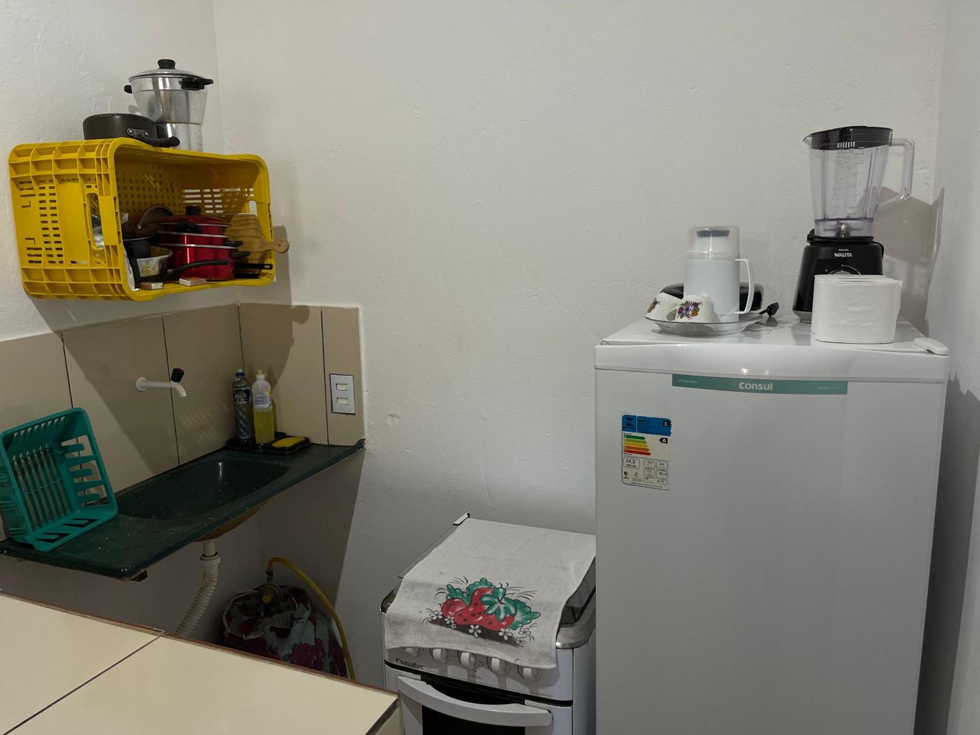 Apartamento Suítes E Kitnets Da Casa Do Davi - Jeri