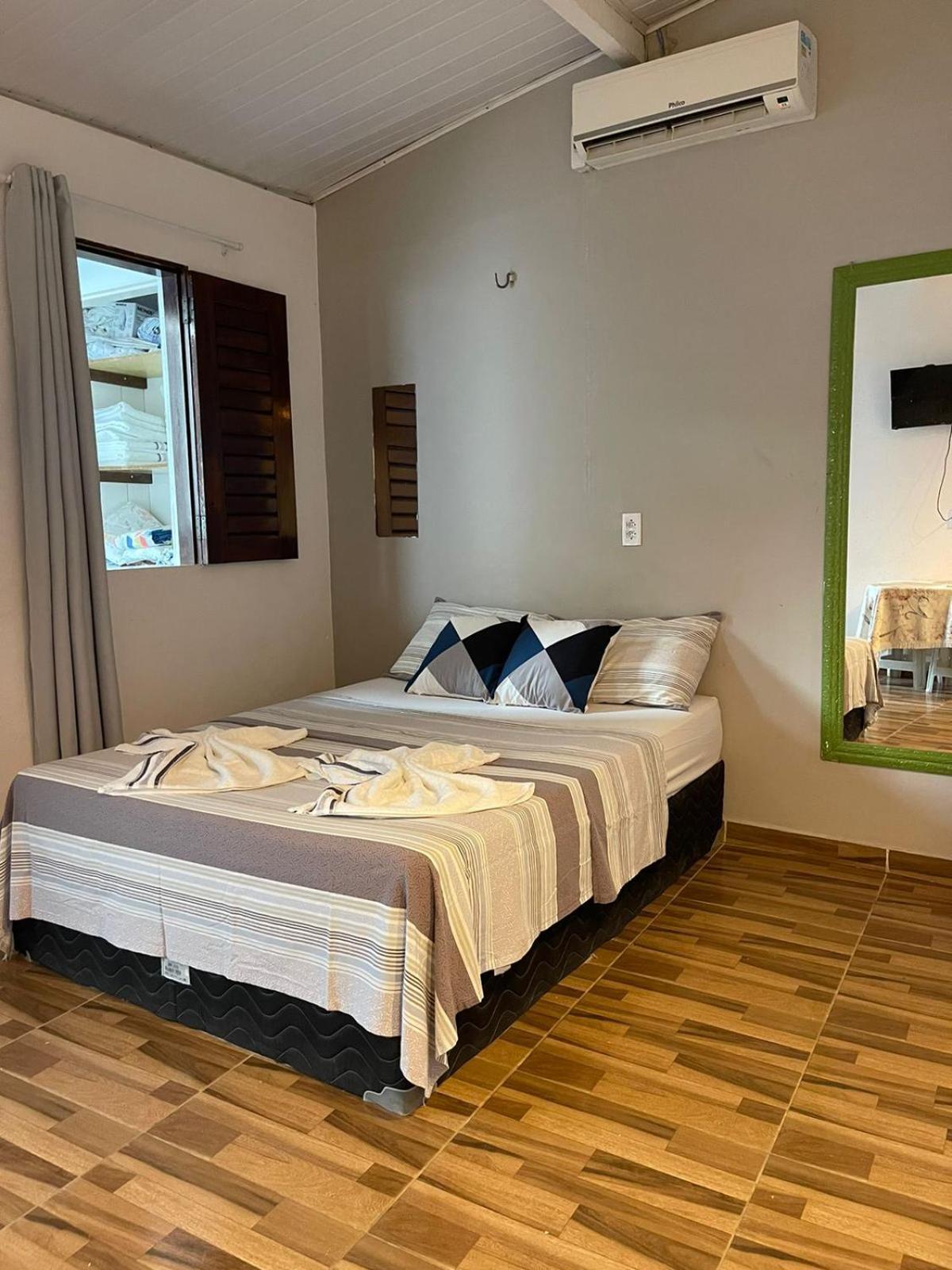 Apartamento Suítes E Kitnets Da Casa Do Davi - Jeri